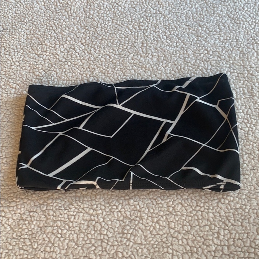 Black and white marble tube top